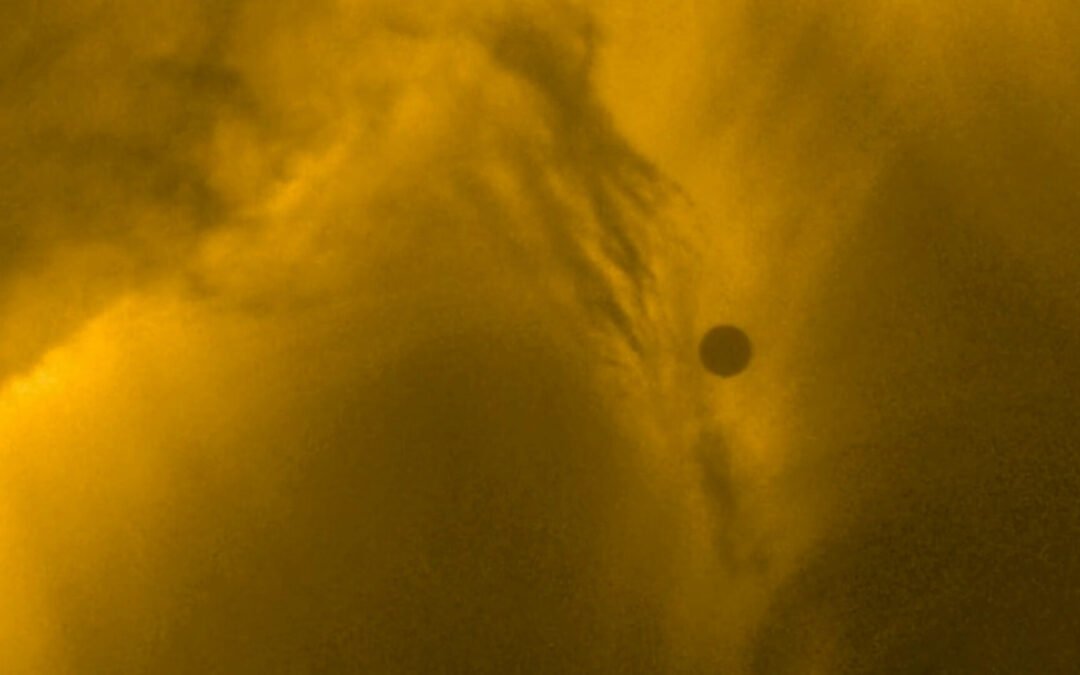 Mercury’s black disc helps sharpen Solar Orbiter’s view