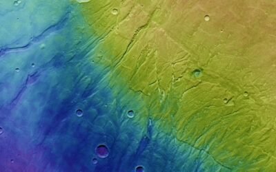 New Mars photo reveals scars from Red Planet’s ancient past