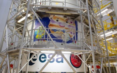 Ariane 5 rocket decorated with winning Juice artwork