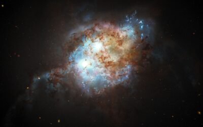 Hubble Sees Two Quasars Side by Side in the Early Universe