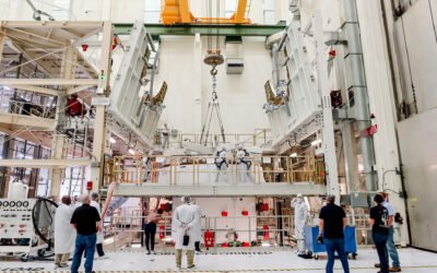 Handing over European Service Module for Artemis II