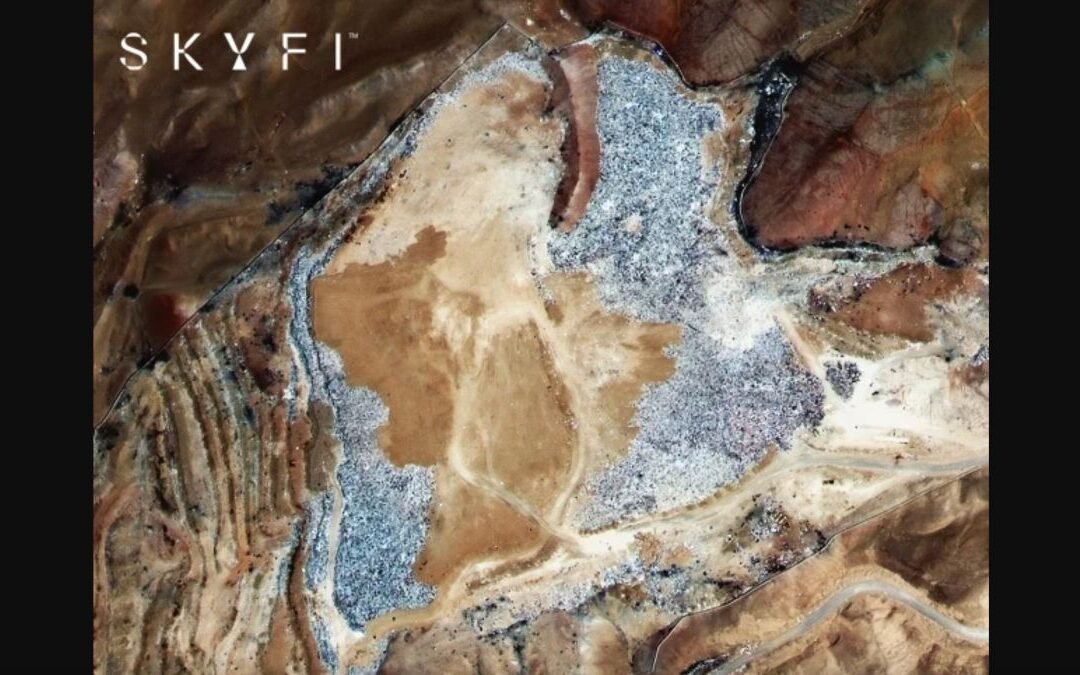 Mountain of discarded clothes in Chilean desert is visible from space (photo)