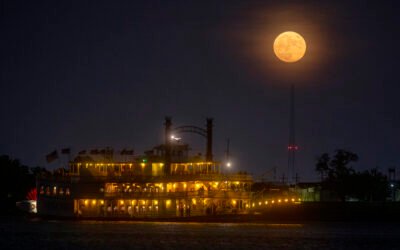 The Sky This Week from July 28 to August 4: Starting with a Super Moon