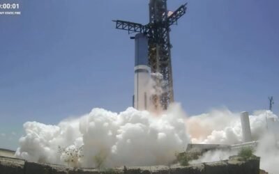 SpaceX fires up giant new Starship booster ahead of test flight (video)