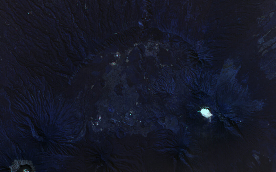Spooky sights from space: world’s largest acidic lake