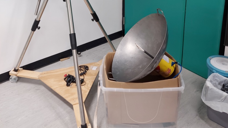 Radio astronomy with kitchen gear
