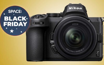Save $100 on the Nikon Z5 in this Black Friday mirrorless camera deal