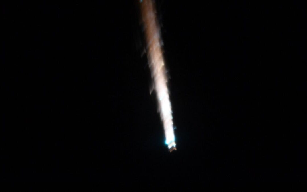 ISS astronauts watch Russian cargo ship burn up in Earth’s atmosphere (photos)