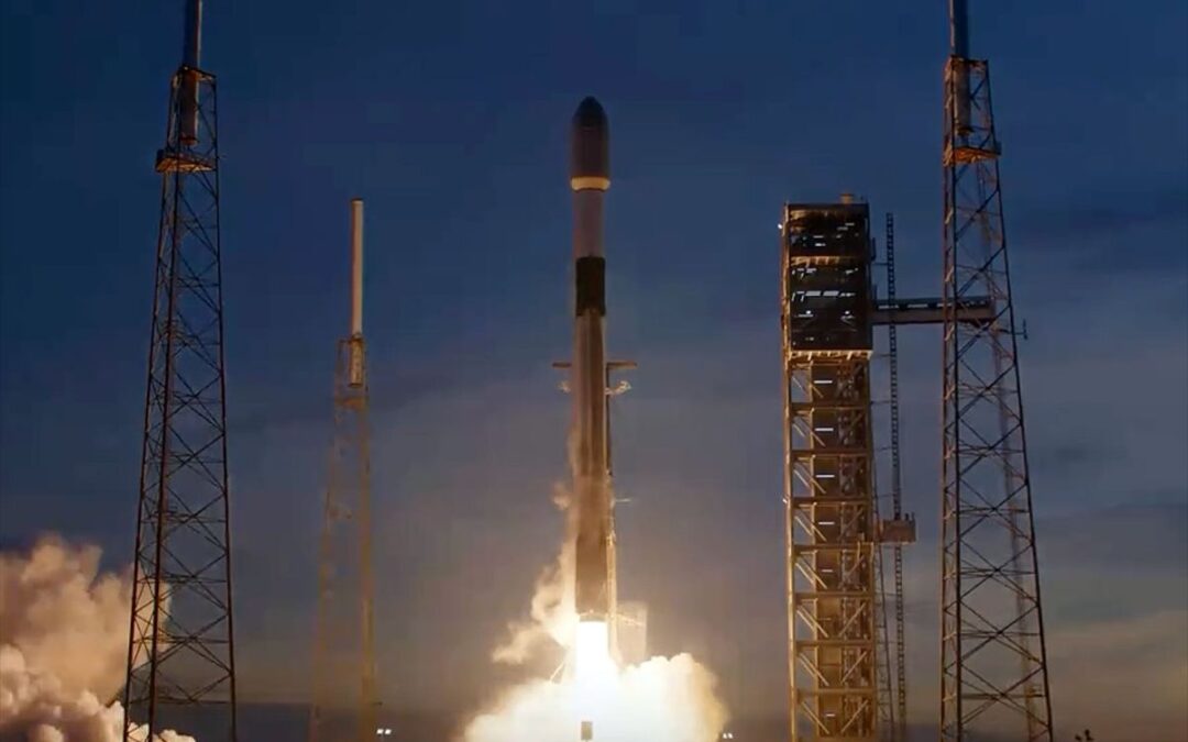 SpaceX launches 23 Starlink satellites from Florida (video)