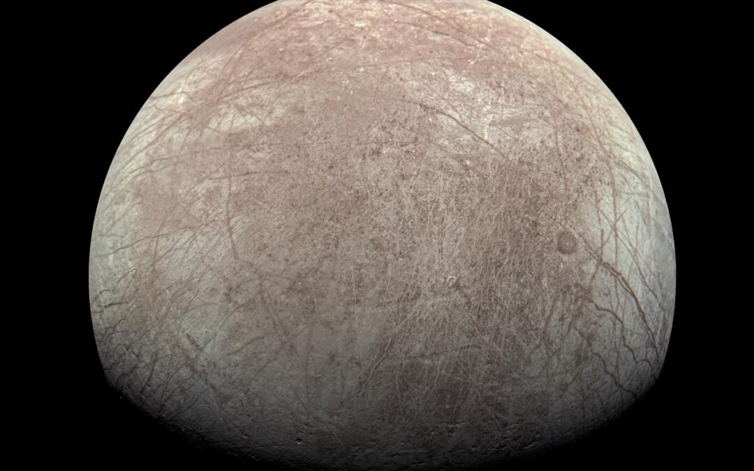 Juno Measures How Much Oxygen is Being Produced by Europa