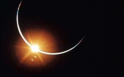 What would a solar eclipse look like from the Moon? 