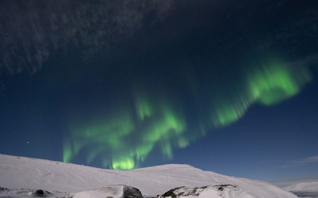 Photographing the northern lights with the Sony A7R V