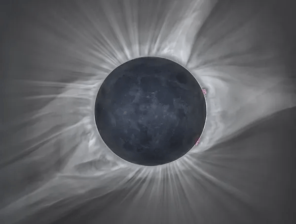 Celestron partners with Astronomy for major eclipse event