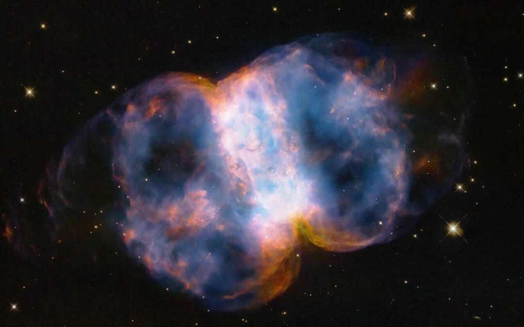 Hubble celebrates 34th anniversary with a look at the Little Dumbbell Nebula