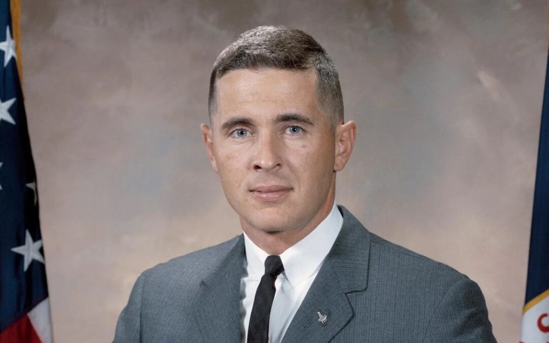William Anders, NASA Astronaut and US Air Force Major General, dies at 90