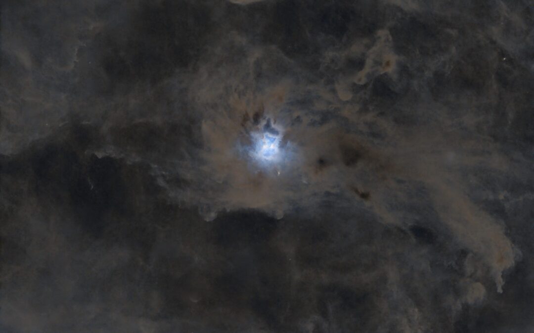 Staring down the Iris | Astronomy Magazine